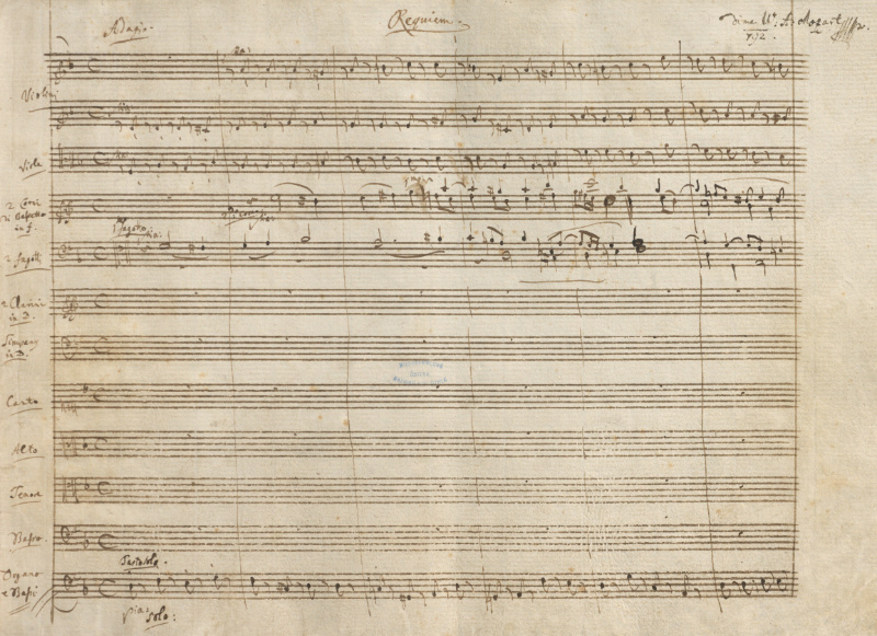 Mozarts Requiem und der Aufbau: Was hat Mozart geschrieben, was fehlt?